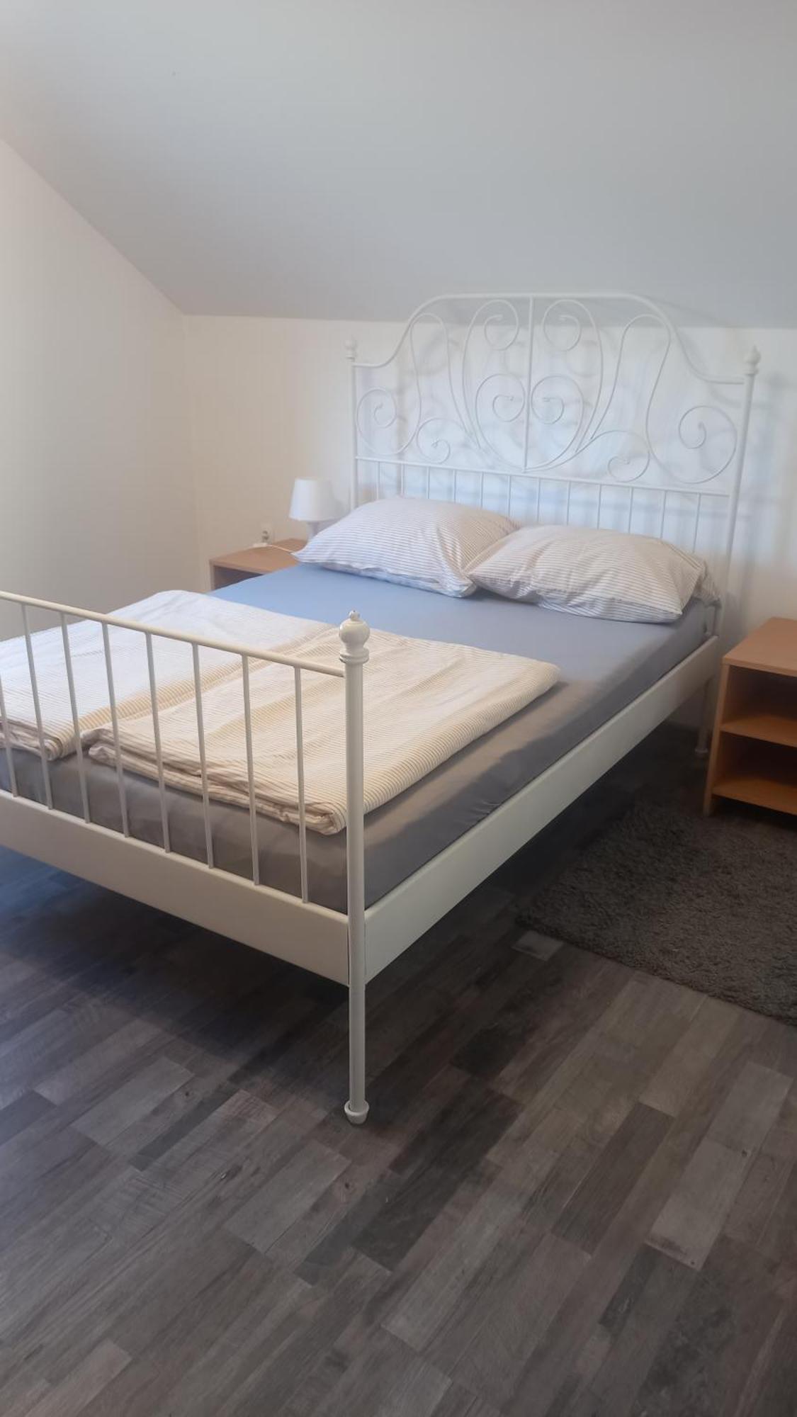 Apartmán Keti Plaški Exteriér fotografie